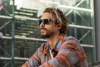 Anteojos clip-on: una solución práctica y moderna para quienes usan anteojos de receta