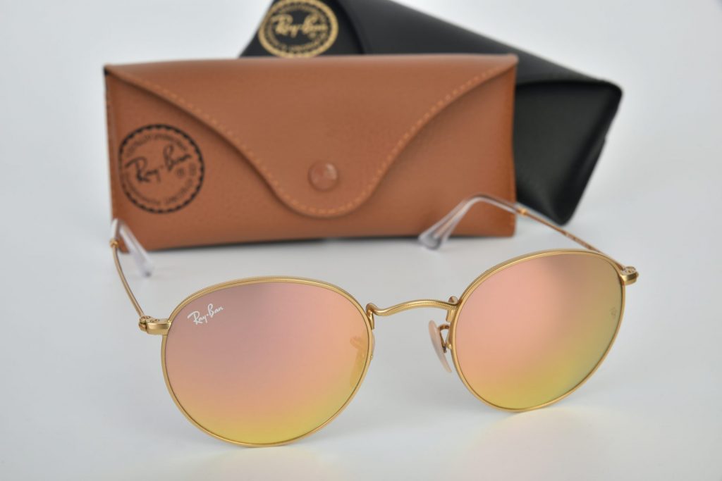Cómo evitar que se rayen tus anteojos RayBan