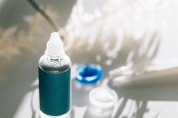 Cómo cuidar tus ojos si usas lentes de contacto