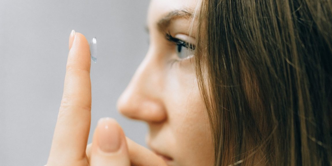 ¿Es seguro utilizar lentes de contacto?