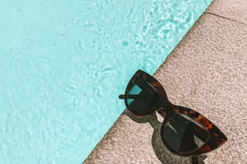 Conocé la importancia de proteger tus ojos durante el período de verano