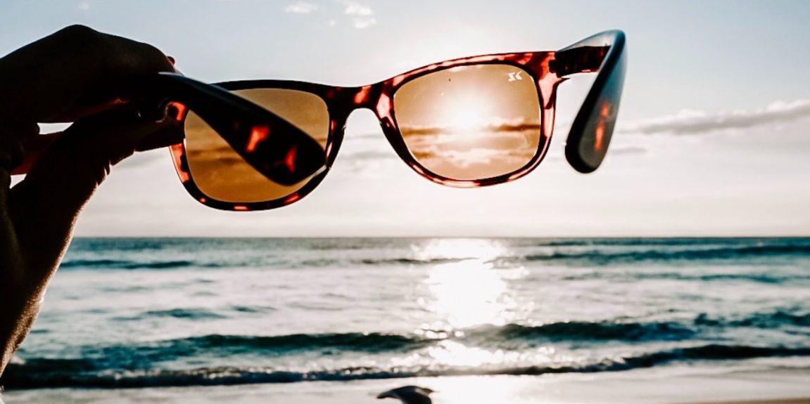 Anteojos de sol: cuáles son los consejos para elegirlos y para cuidar la vista durante el verano