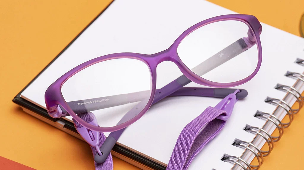 La vuelta a clases con estilo y buena visión - Anteojos de Garfield