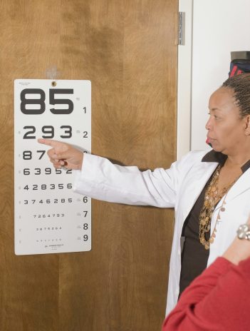 El planeta ve cada vez más borroso: el 50% de la población tendrá miopía en 2050