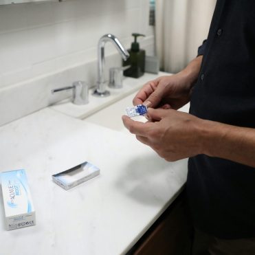 Precauciones para el uso de lentes de contacto y la miopía