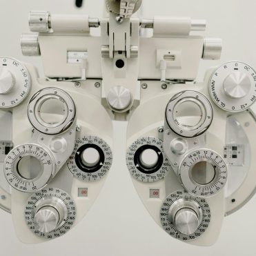 El error de ir a la óptica sin pasar por el oftalmólogo